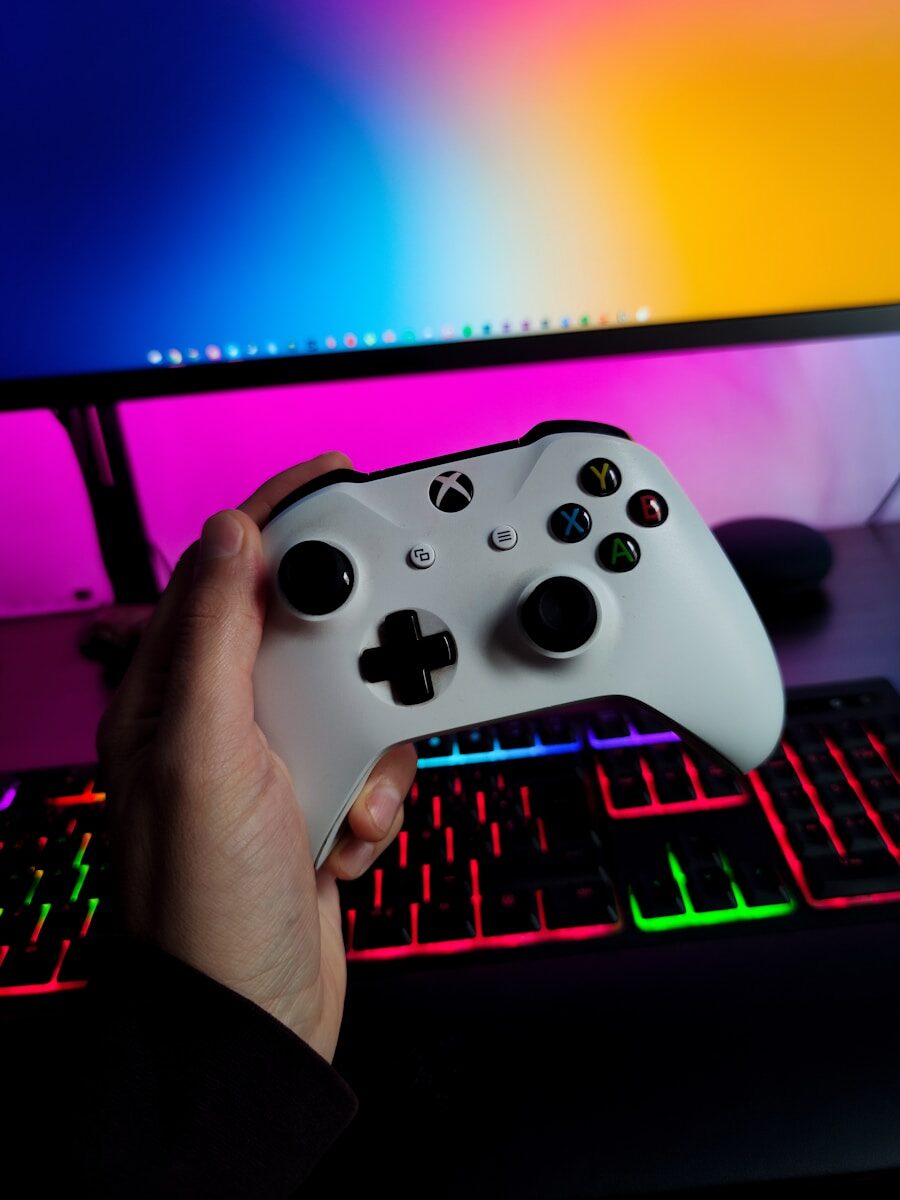 Photo by Diego Marín white xbox one game controller