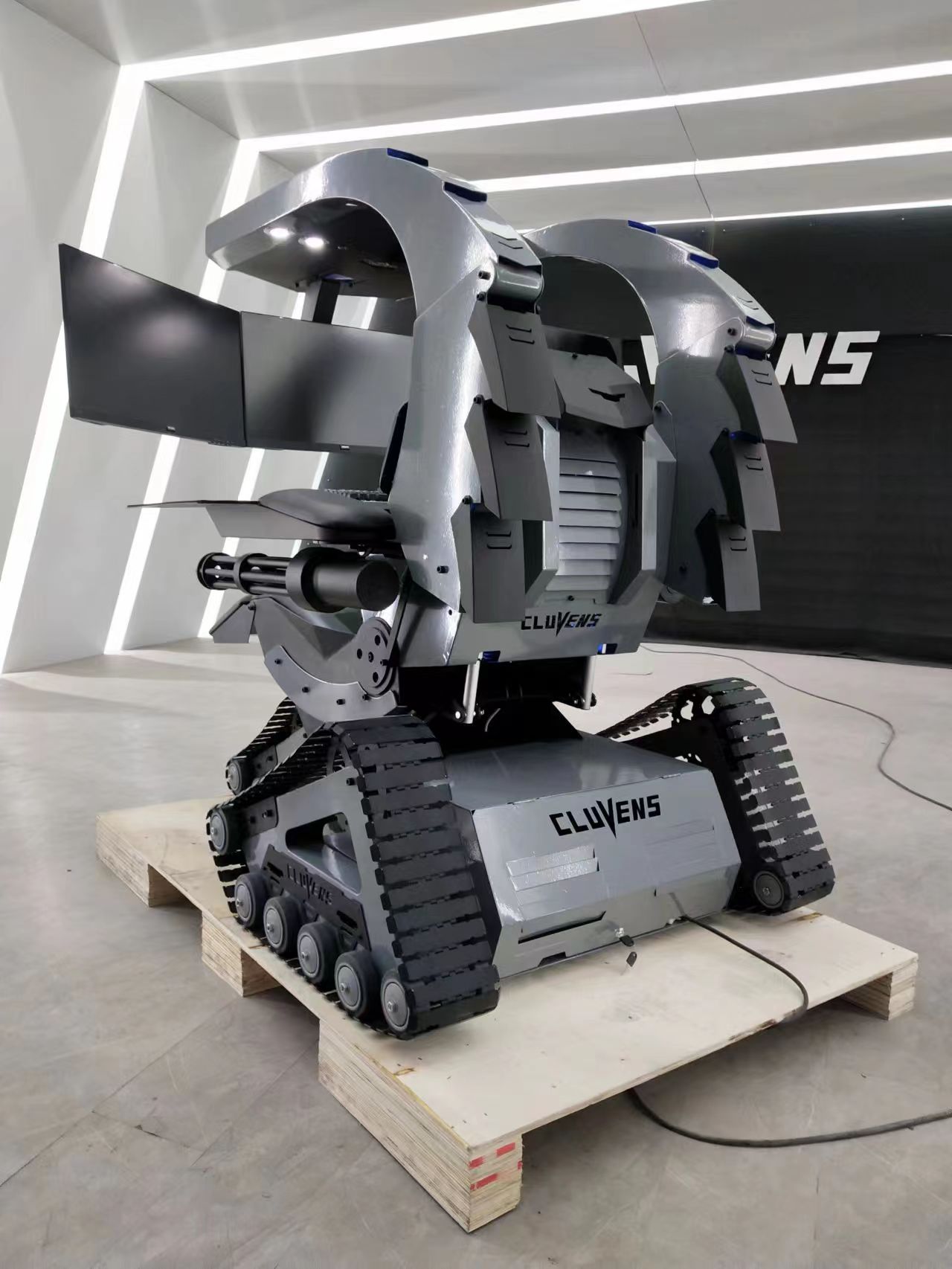 Cluvens Gatling Battle Workstation - Image 10